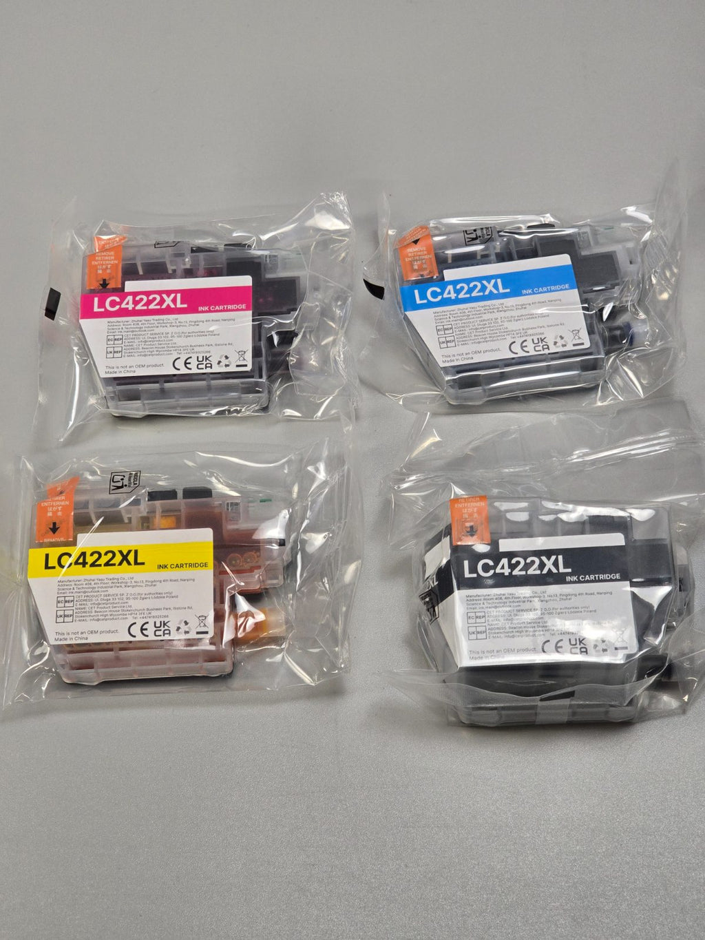 LC422XL Ink cartridges — photograph 1