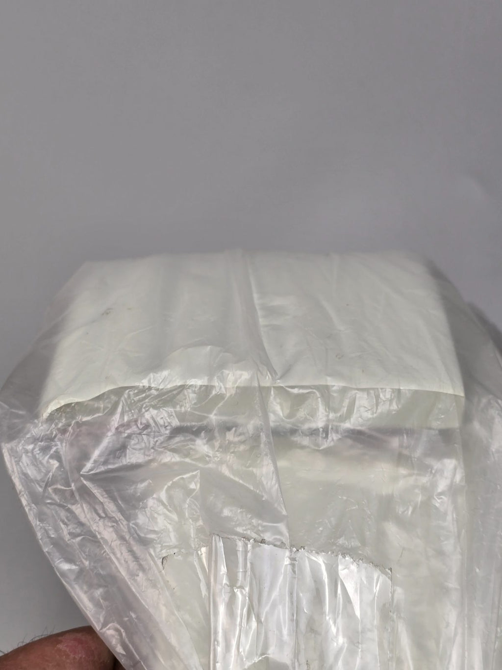 Stick-on soft wall moulding — photograph 8