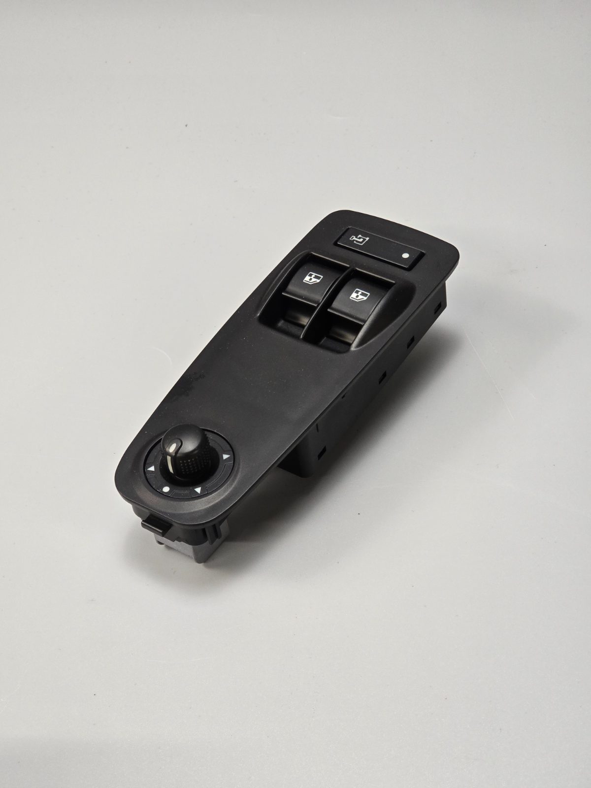 Electric windows switch for Doble Ducato MK3 — photograph 1