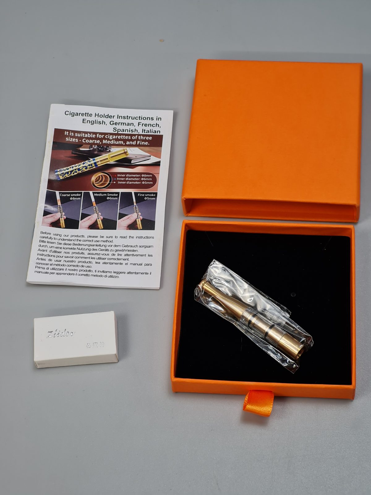 Cigarette Holder — photograph 10