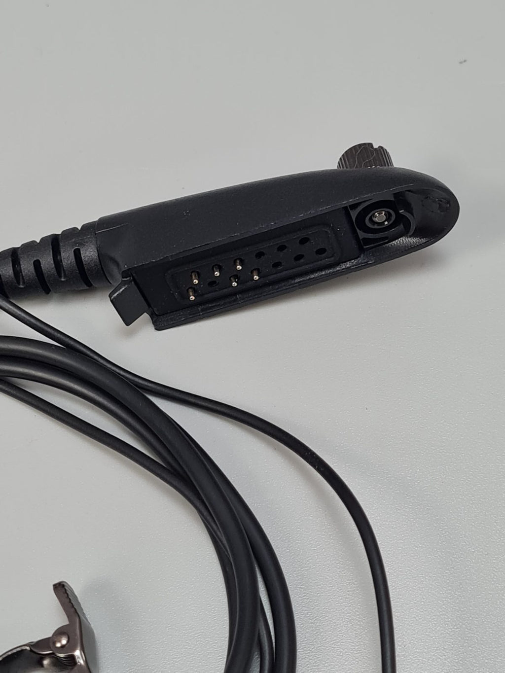 D shape earpiece for CB Radios — photograph 2