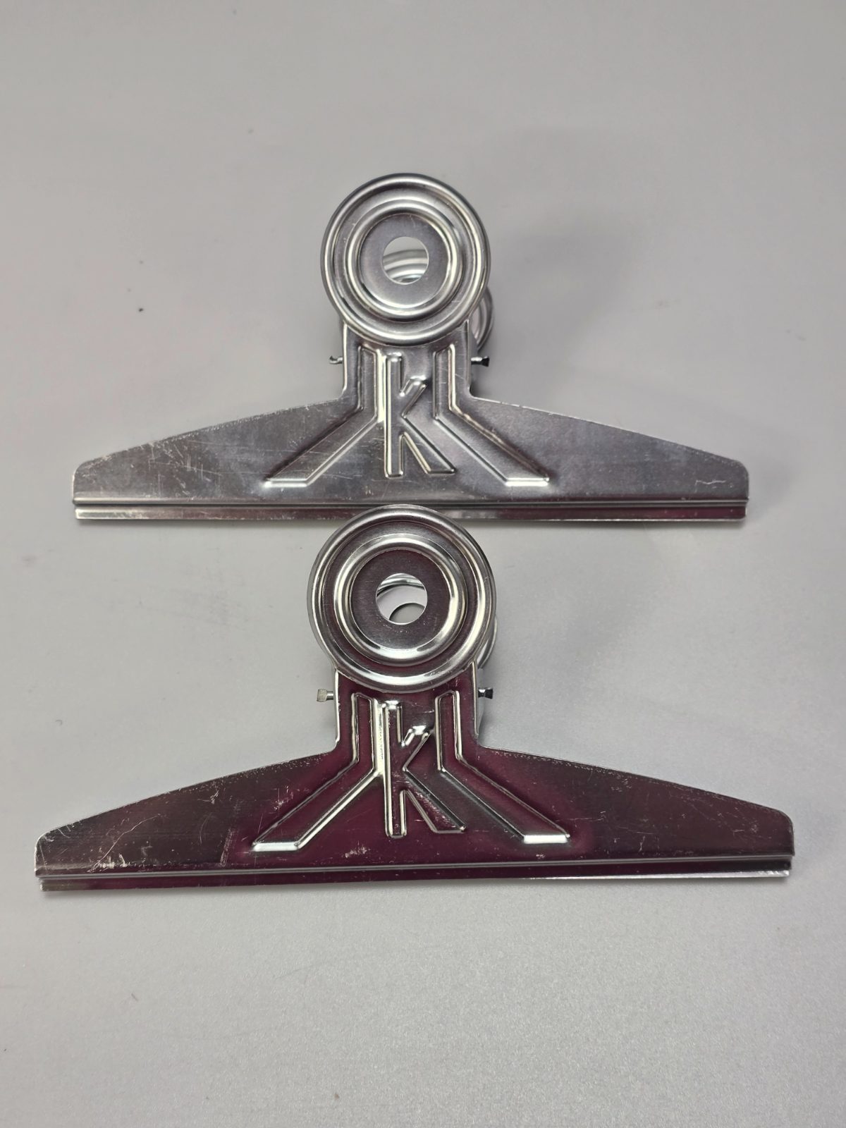 2x 20cm bulldog clips — photograph 18