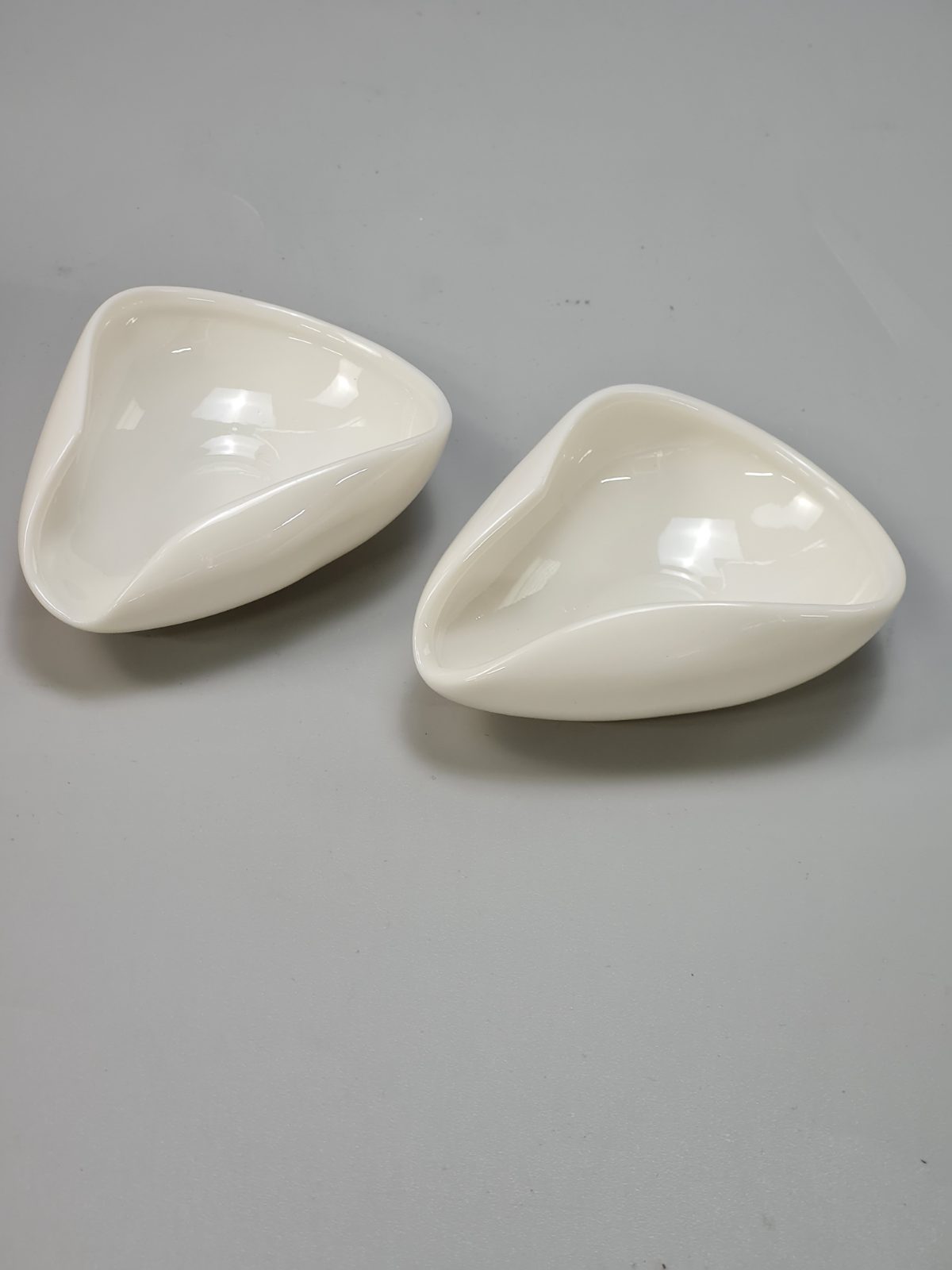 2x Ceramic Coffe Bean Storage Pot — photograph 1
