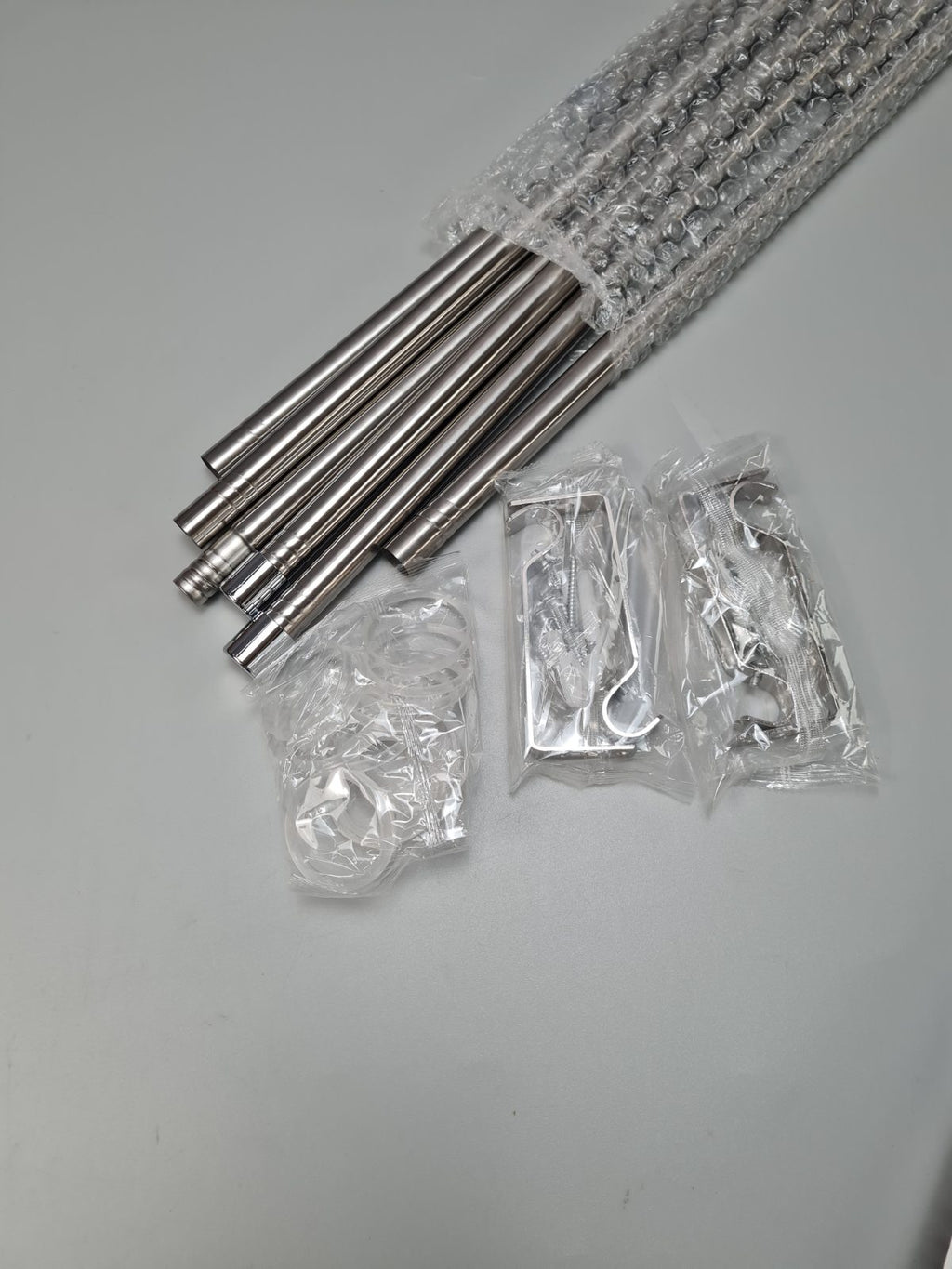 Curtain  rod 37- 52 inch set of 2 — photograph 2