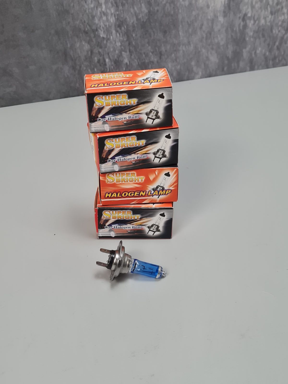 4pc h7 headlight bulbs — photograph 2