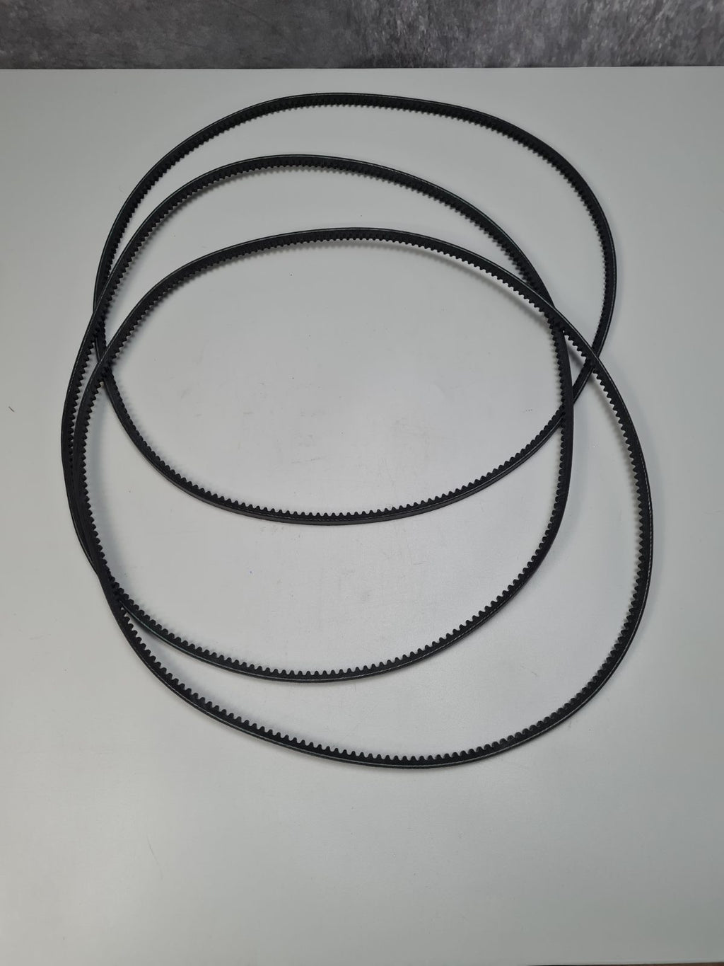 3pcs V-Belt — photograph 2