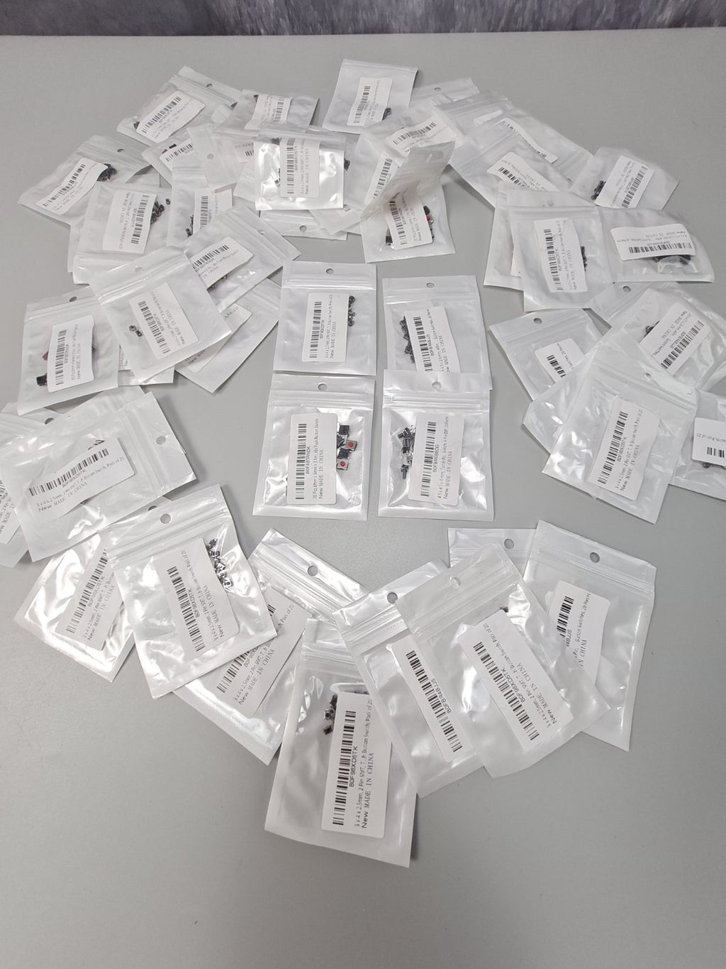 Packs of electronics switches — photograph 1