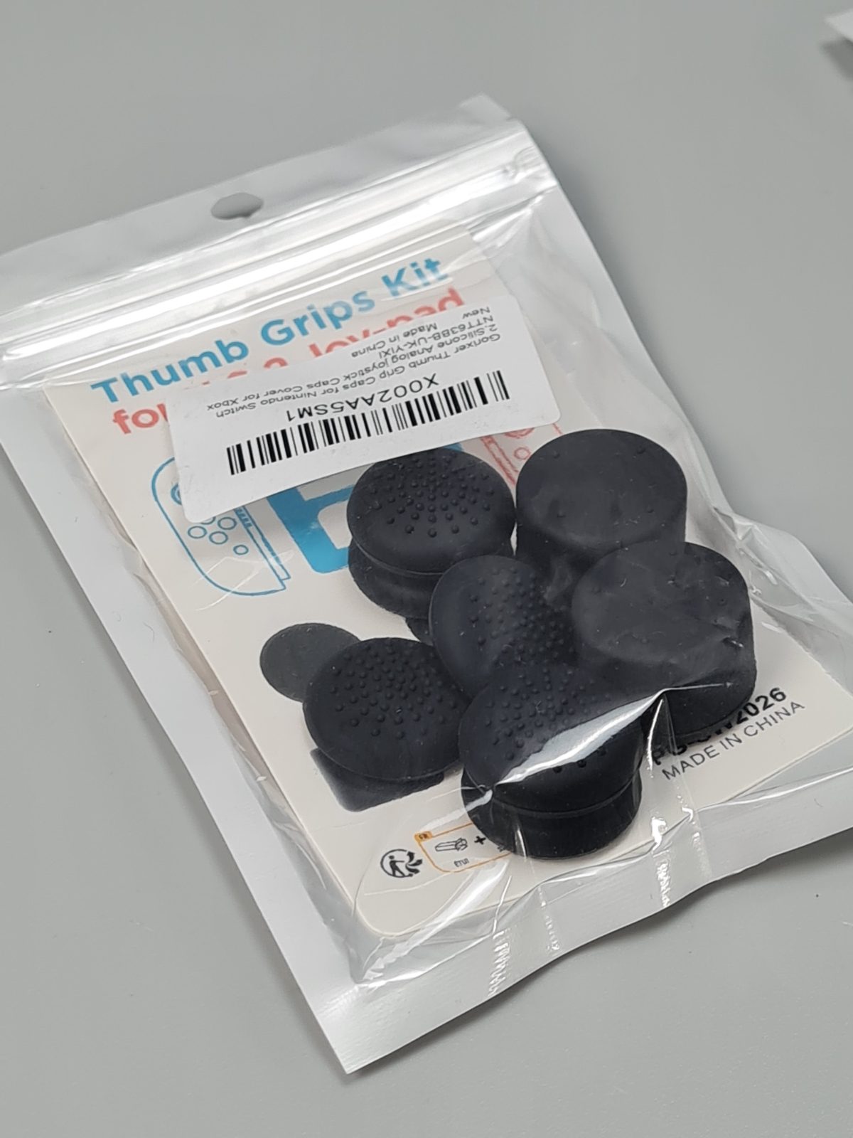 3x Thumb Grip Caps for Nintendo Switch 2 — photograph 2