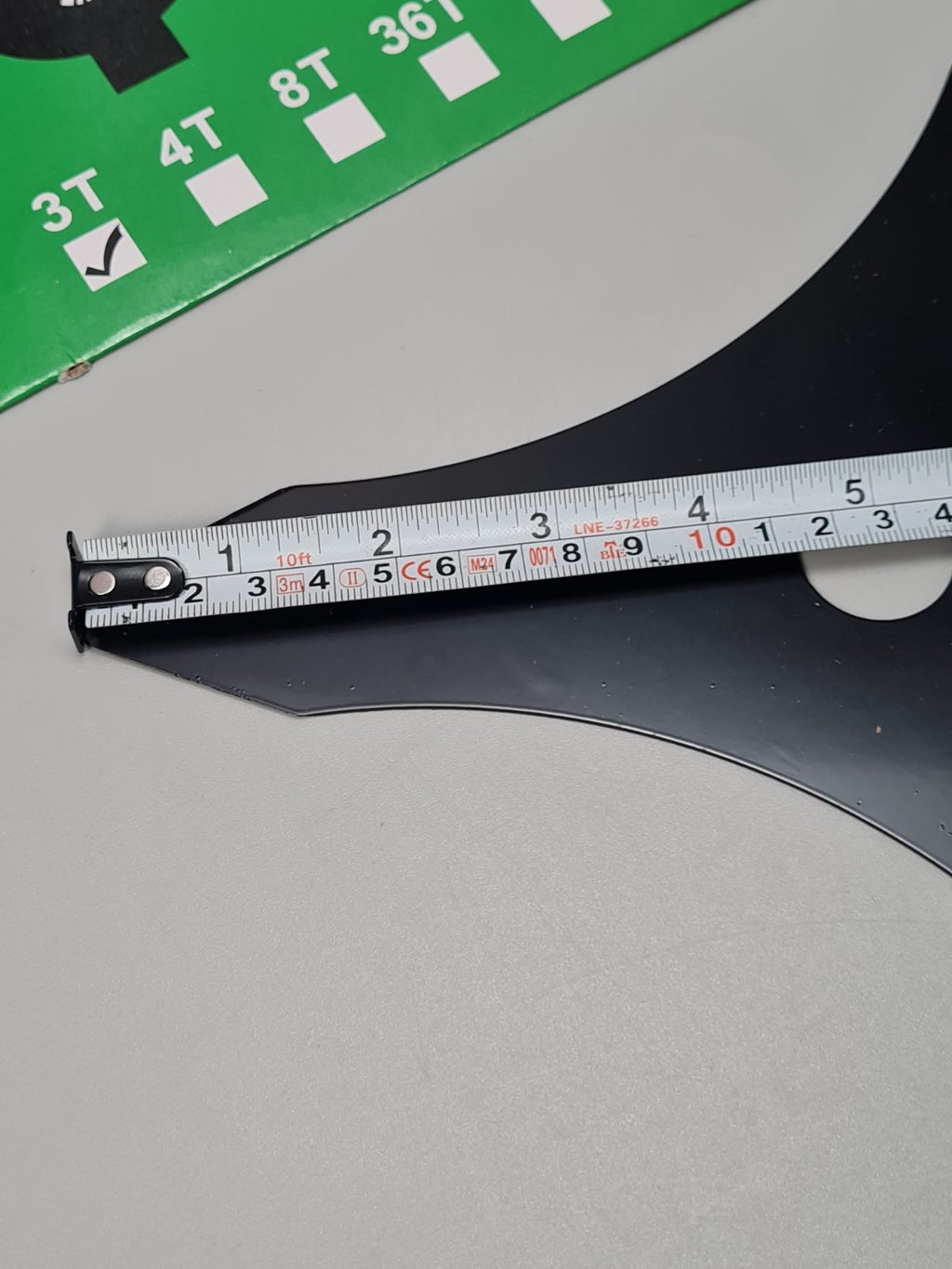 250mm 3 toothed Brush Cutter Blade — photograph 2