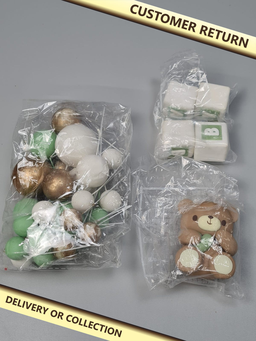 Various decorations — photograph 1 — Customer return; auction delivery information shown on image