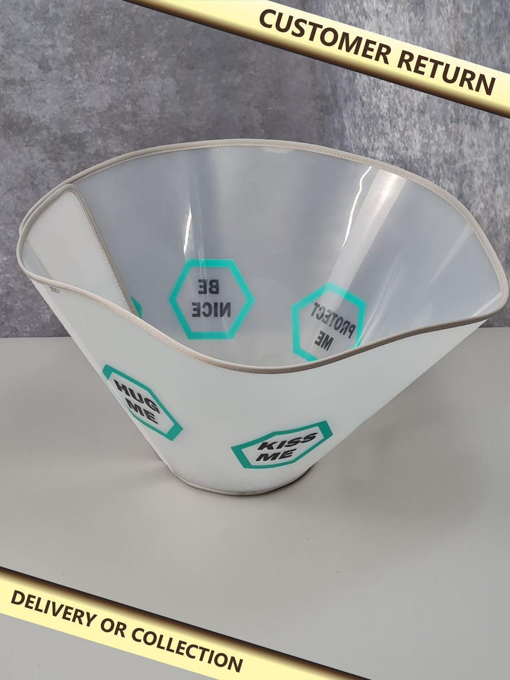 XXL Dog Cone — photograph 1 — Customer return; auction delivery information shown on image