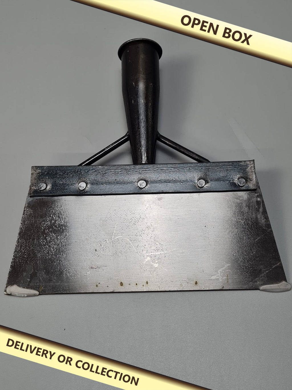 Multifunctional garden shovel 23cm — photograph 1 — Open box; auction delivery information shown on image