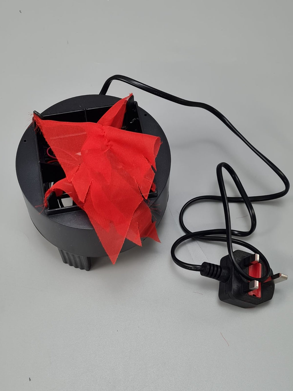 LED fire flame lamp — photograph 1