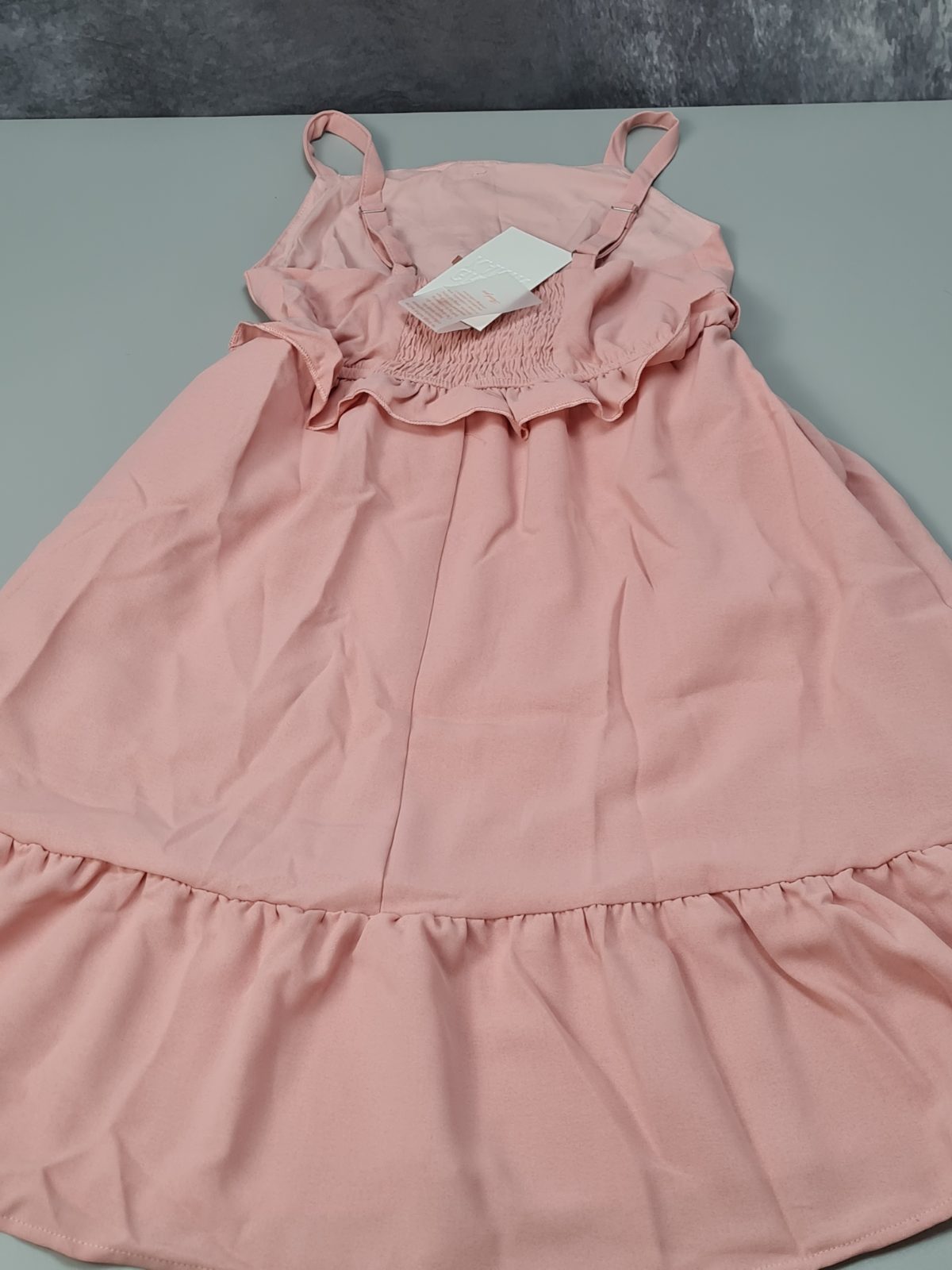 Girls pink casual dress — photograph 2