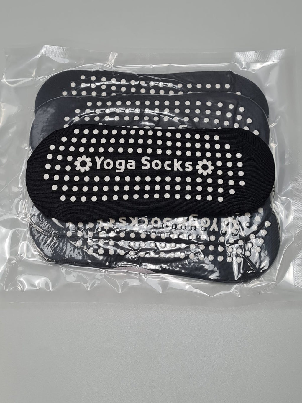 5 pairs of black yoga socks — photograph 2