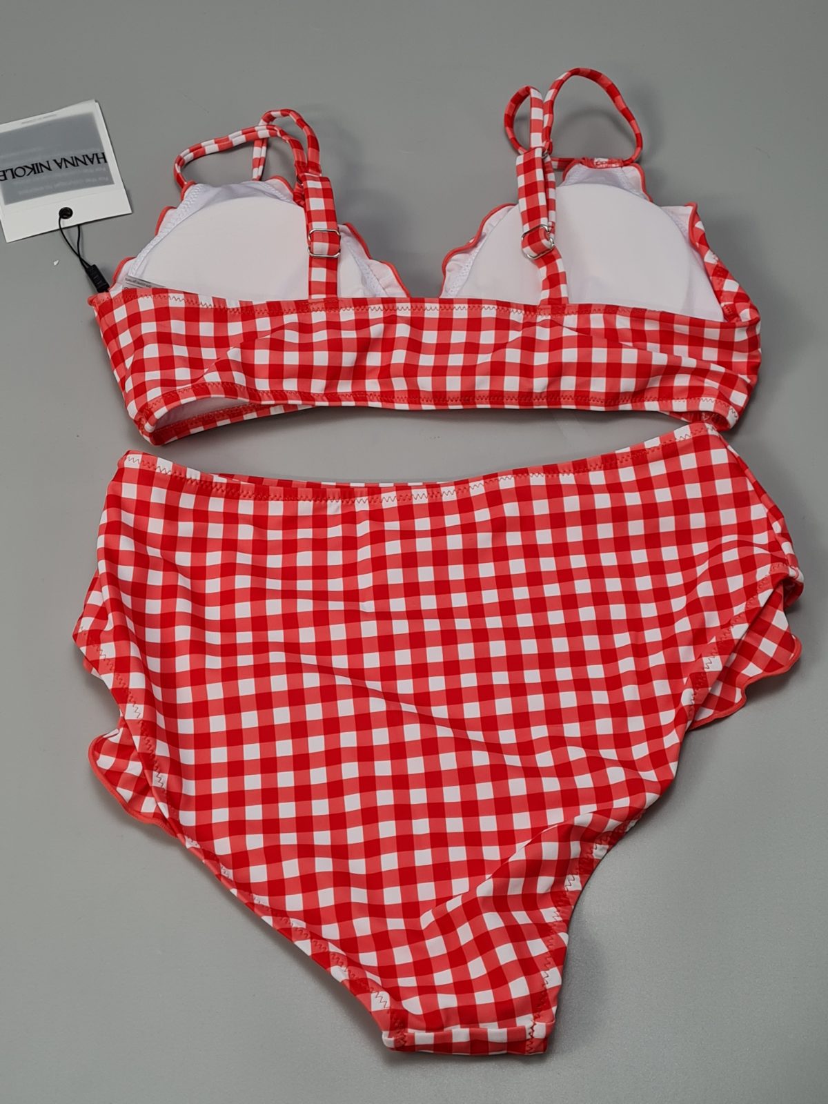 Ladies red and white bikini — photograph 2