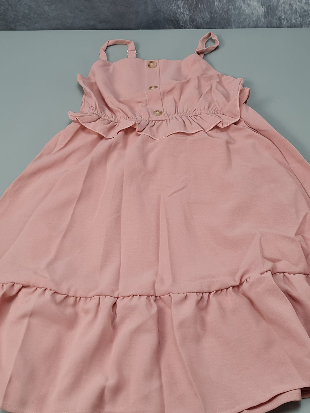 Girl's pink summer dress — photograph 1