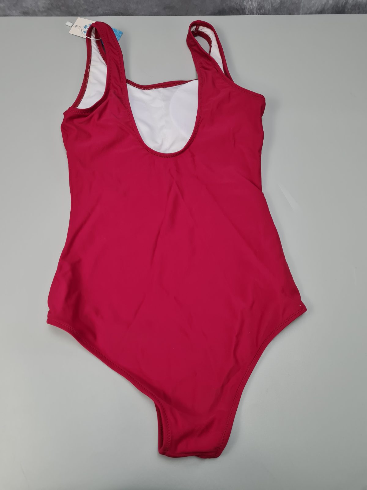 Ladies red swimming costume size S — photograph 2