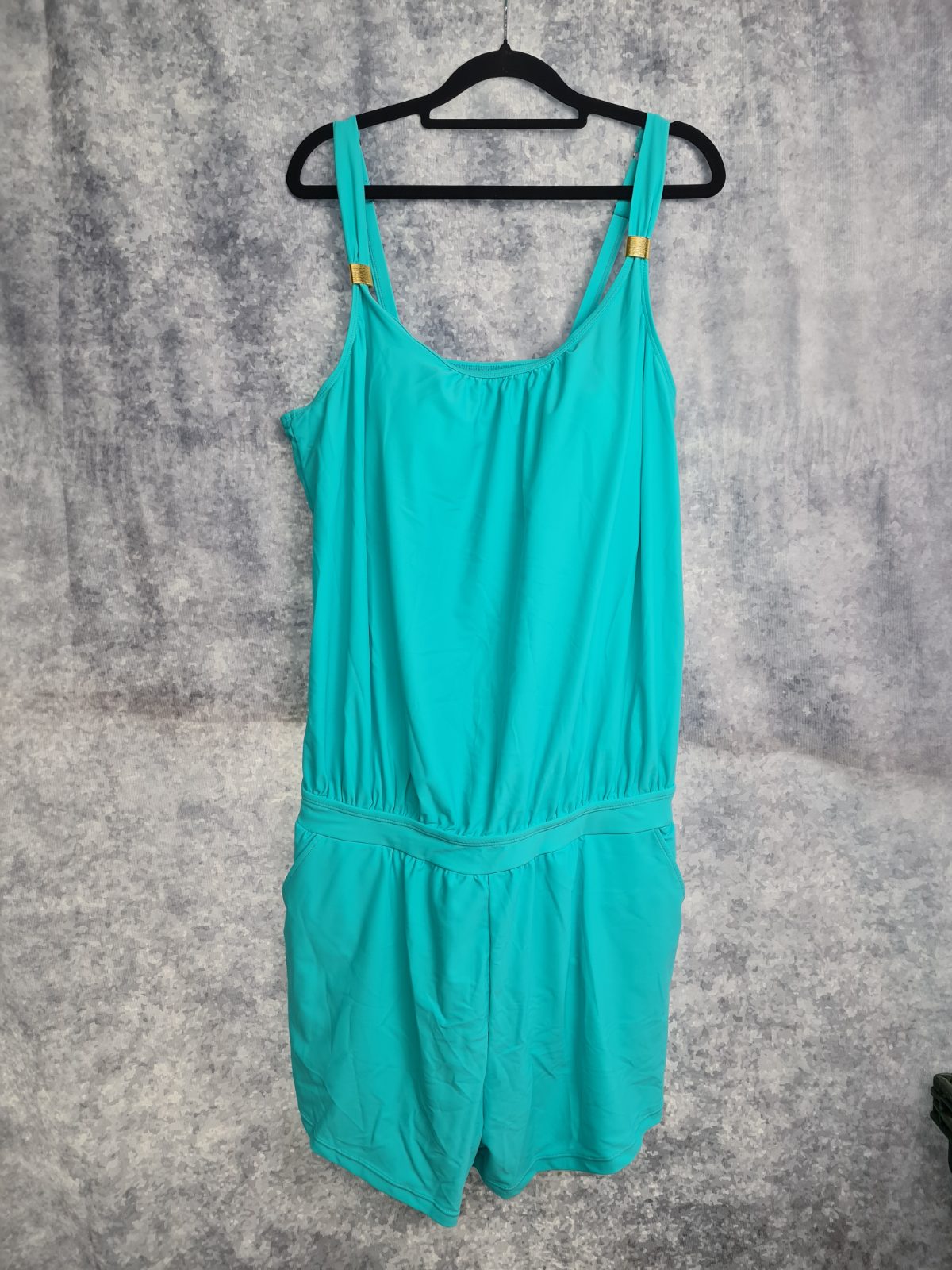 Ladies swimming dress size XL — photograph 1