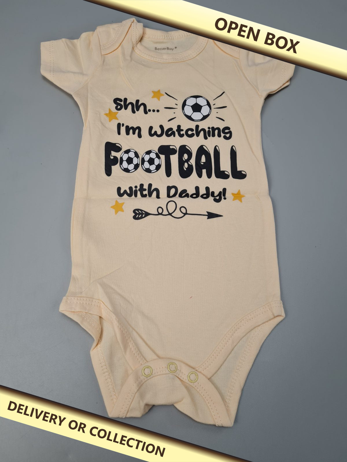 Baby bodysuit in nude age 3-6 months — photograph 1 — Open box; auction delivery information shown on image