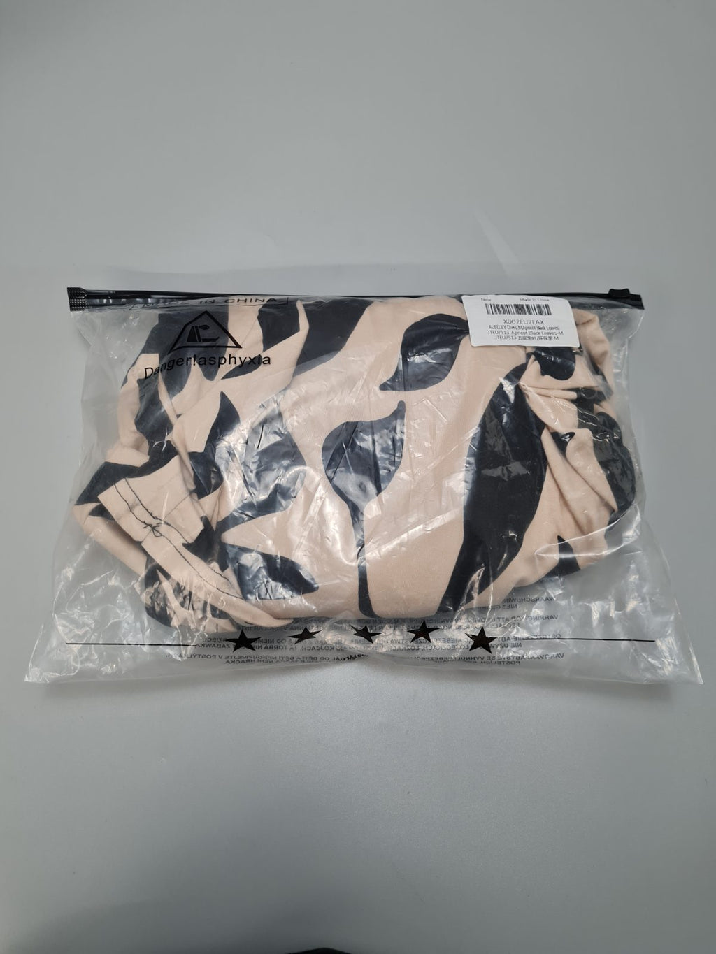 Ladies black and apricot dress size M — photograph 3