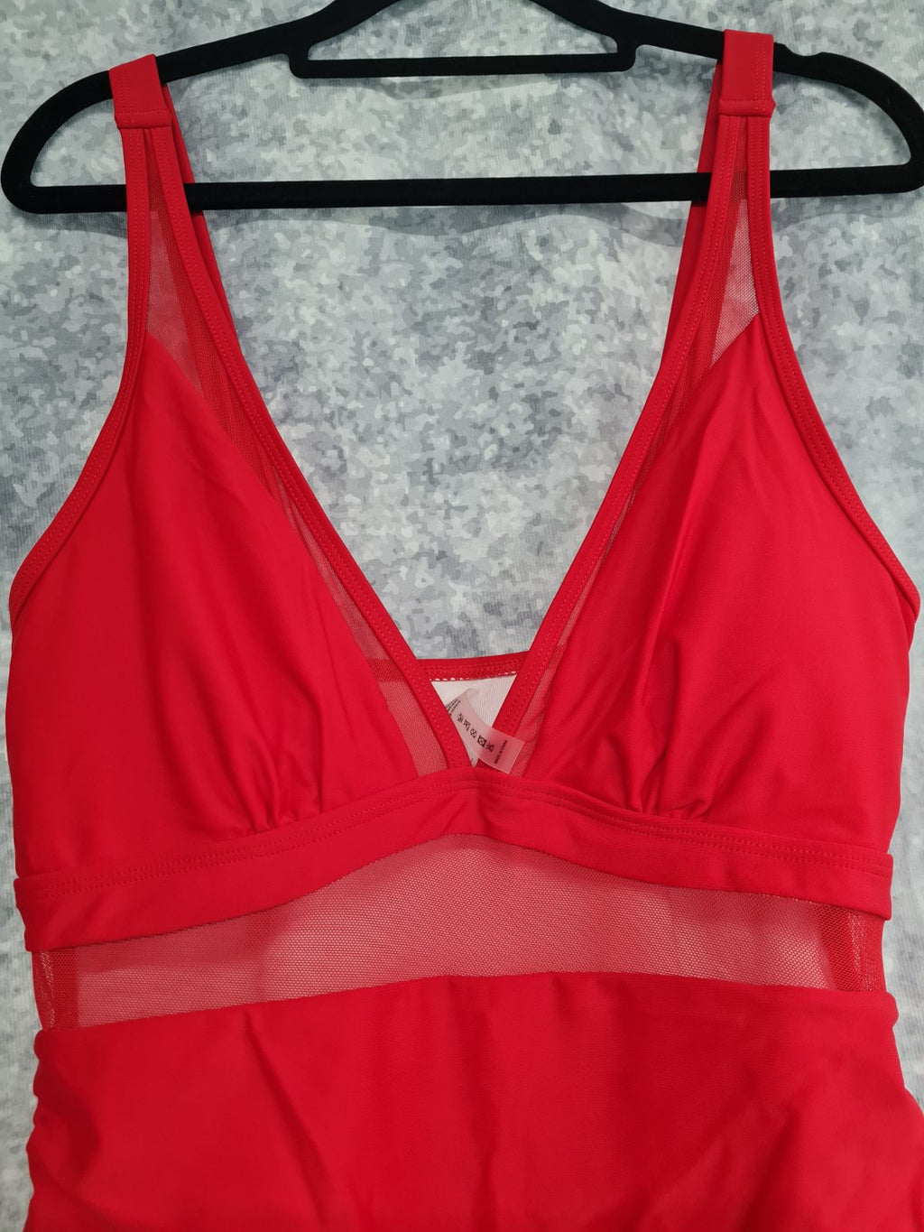 Ladies red swimming costume size L — photograph 3