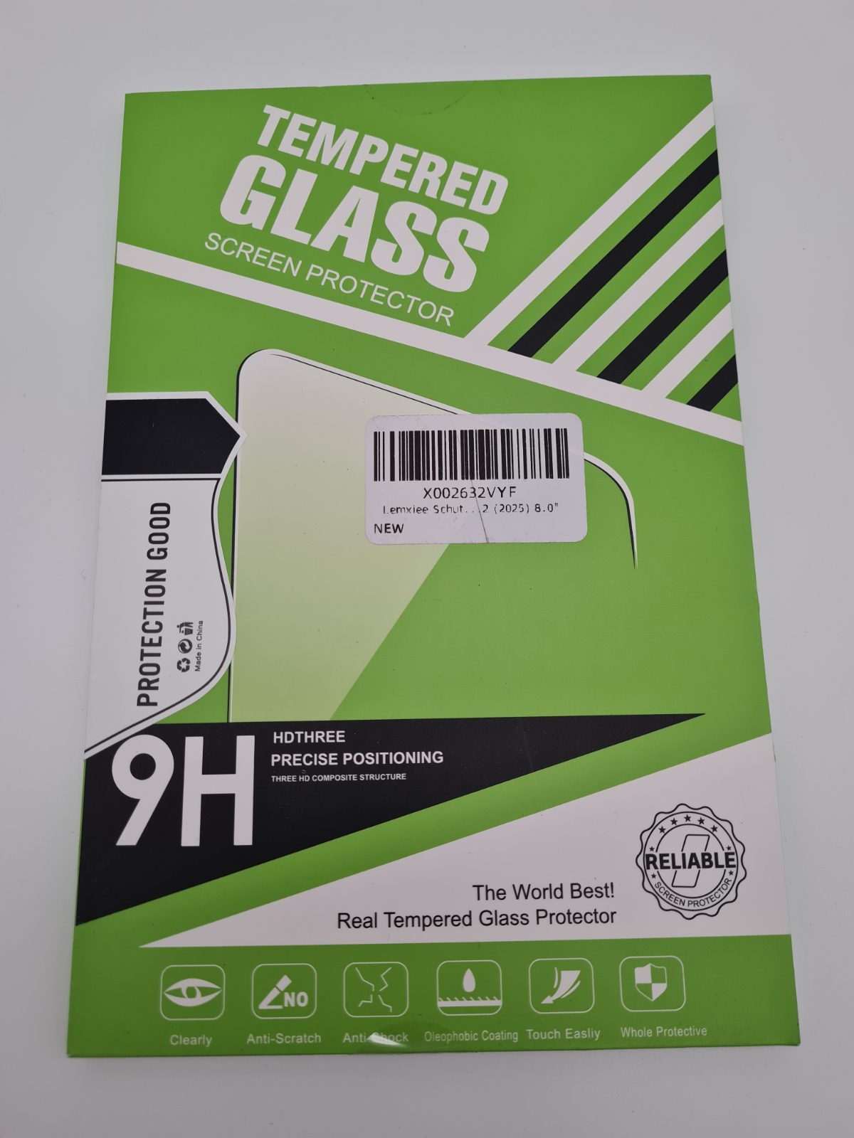 Tempered glass screen protector for an 8 inch tablet — photograph 1