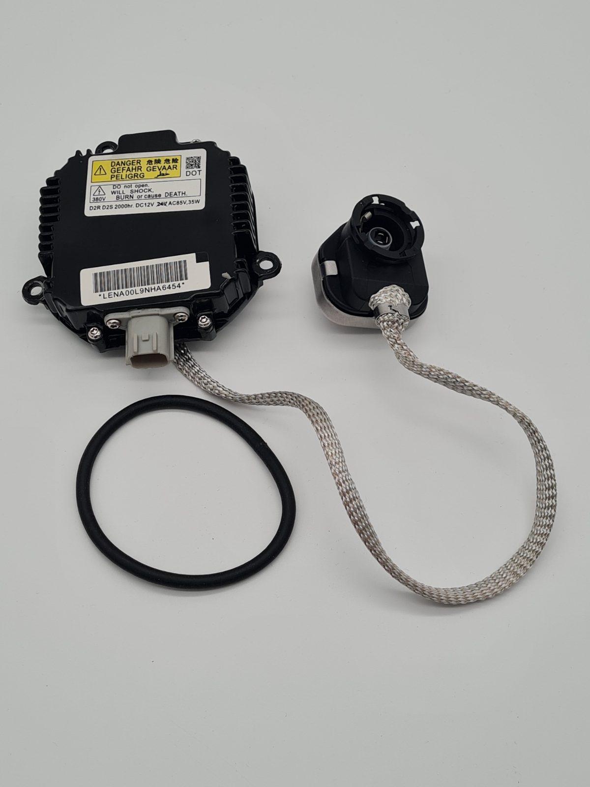 HID Xenon Headlight ballast and inviter unit. — photograph 1