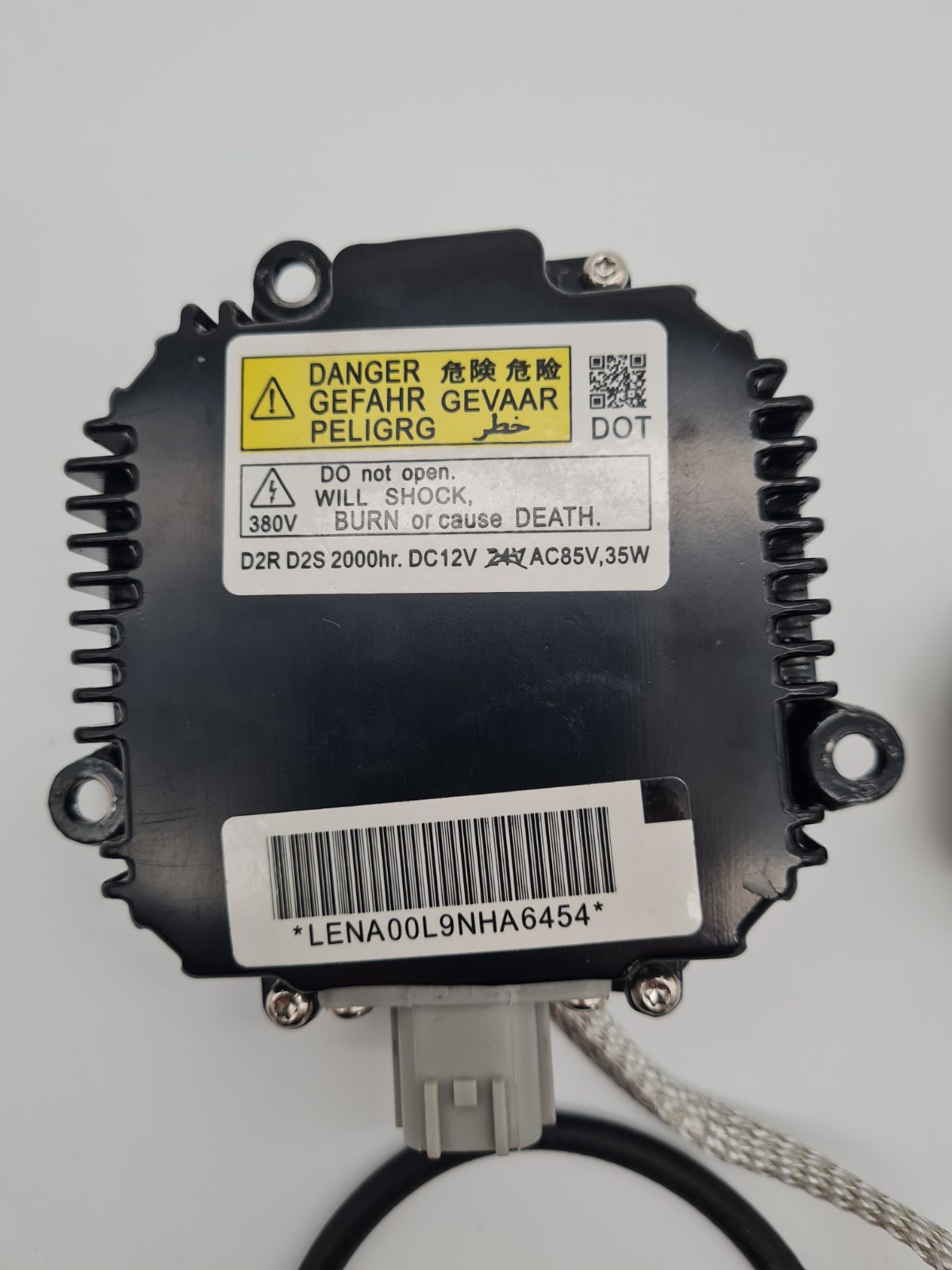 HID Xenon Headlight ballast and inviter unit. — photograph 2
