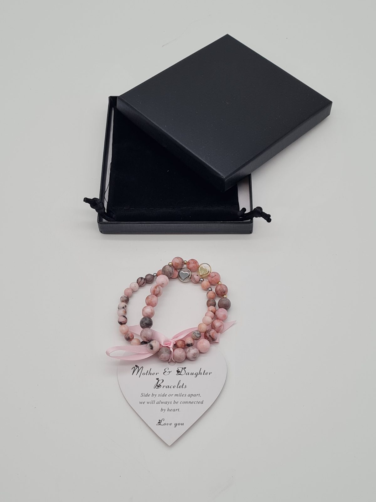 Mother & Daughter Beaded Bracelet Set — photograph 2