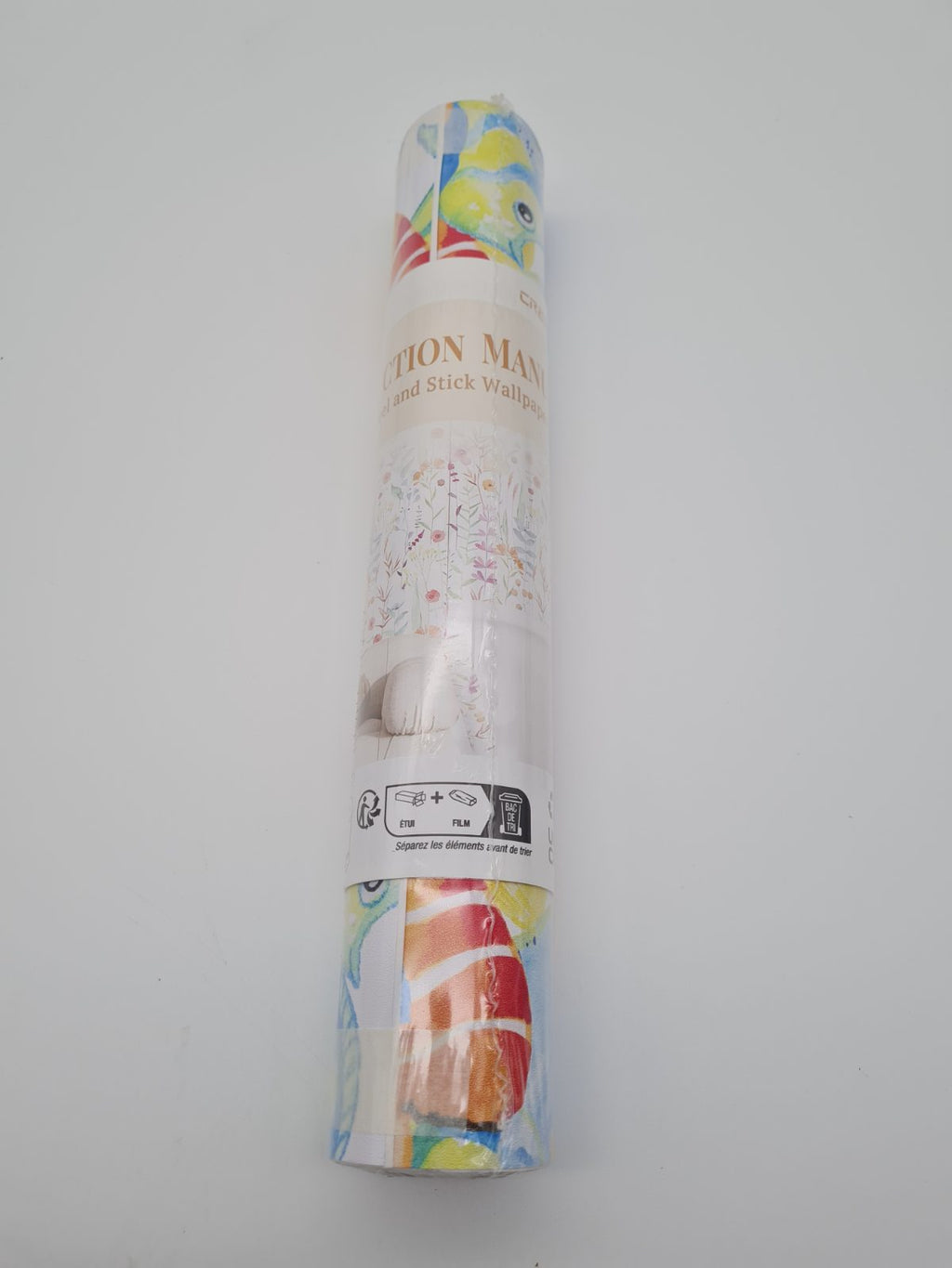 CRE8TIVE Peel-and-Stick Wallpaper — photograph 1