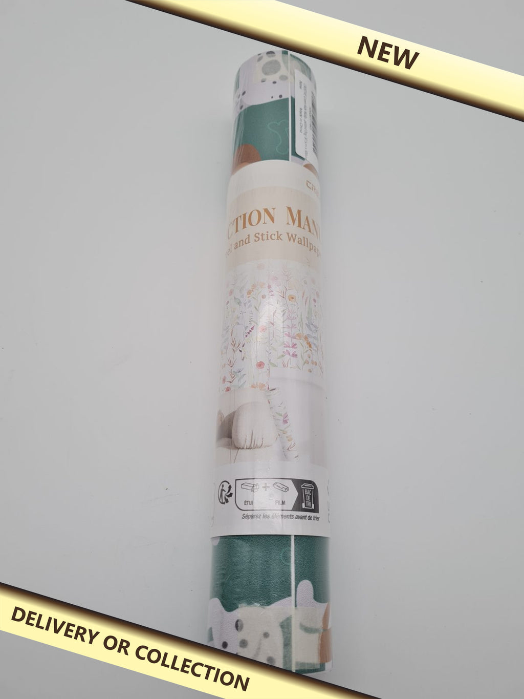 Peel-and-stick children's wallpaper with dog pattern — photograph 1 — New; auction delivery information shown on image