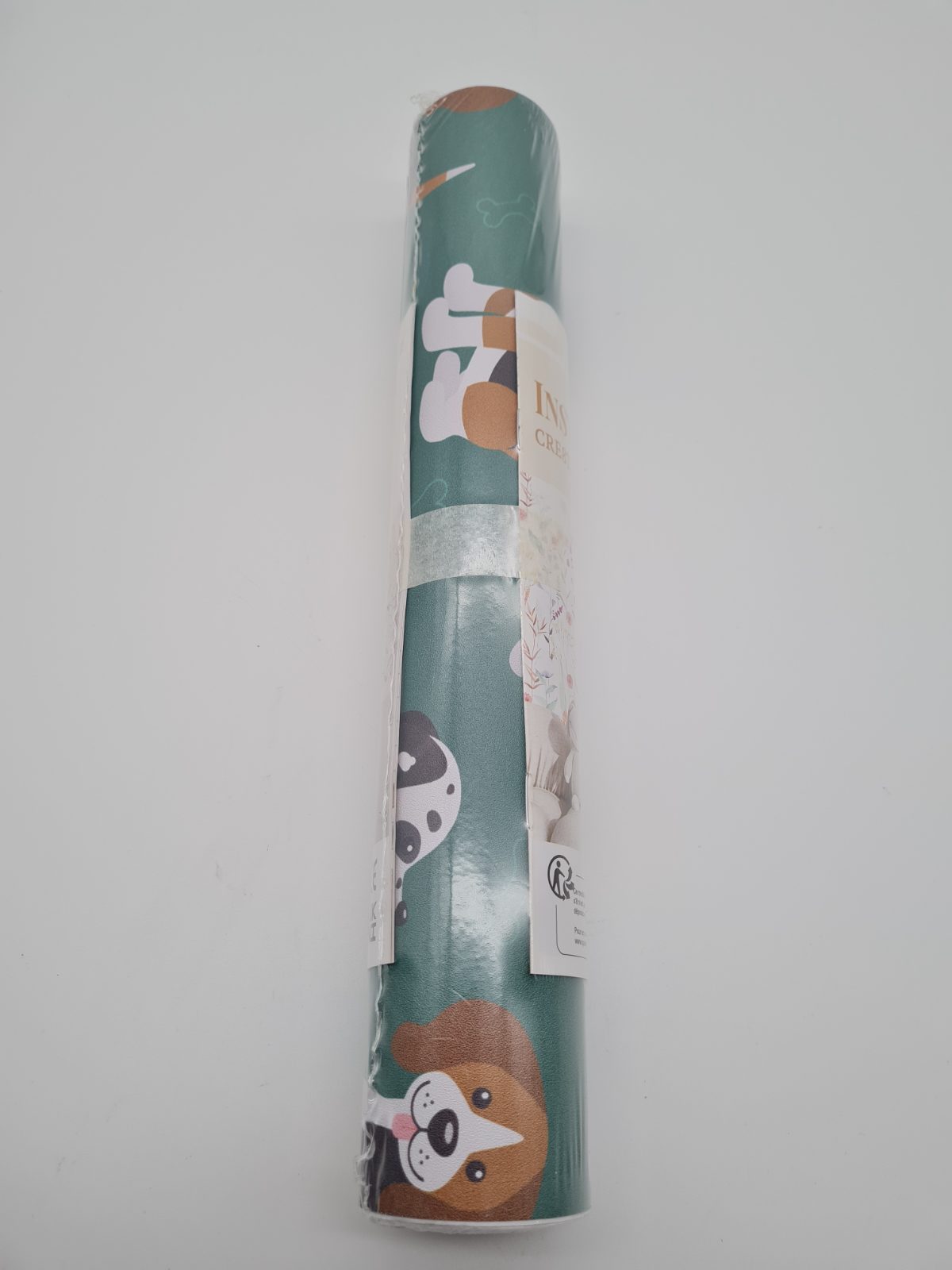 Peel-and-stick children's wallpaper with dog pattern — photograph 2