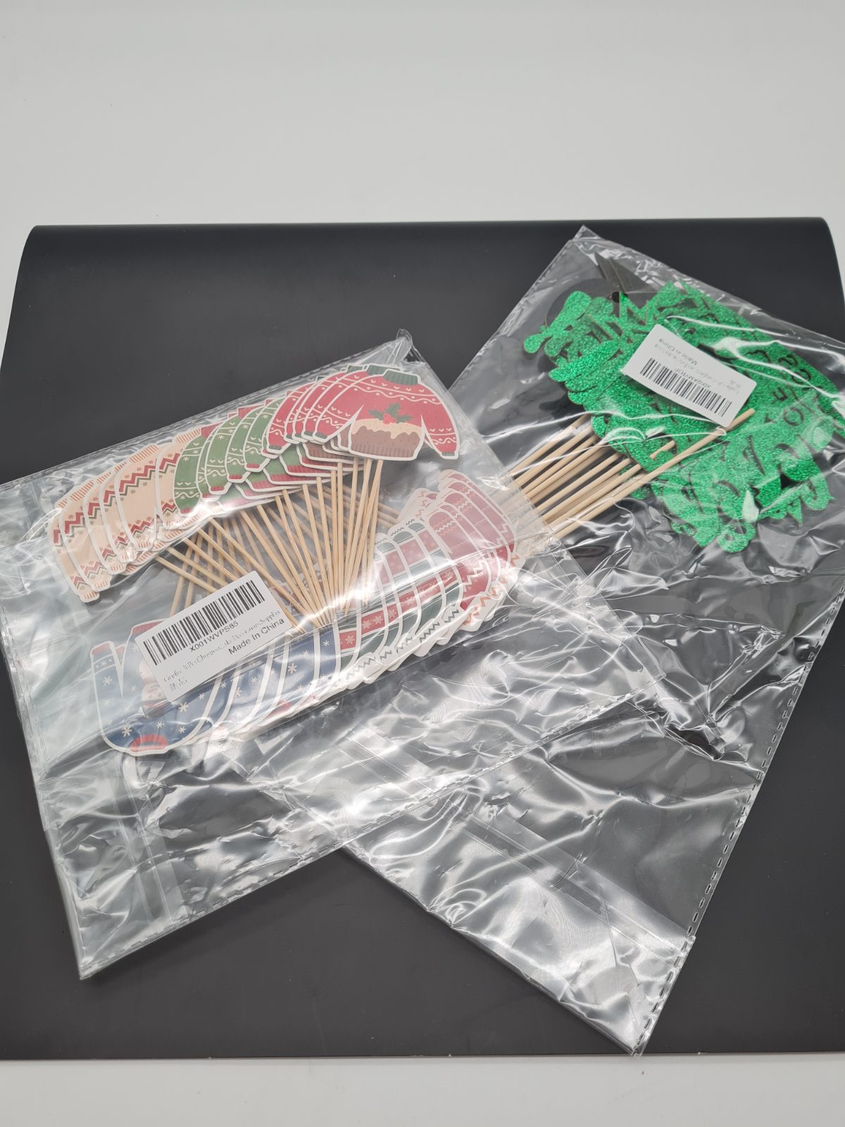 5 packs of a variety of cake decorations — photograph 3