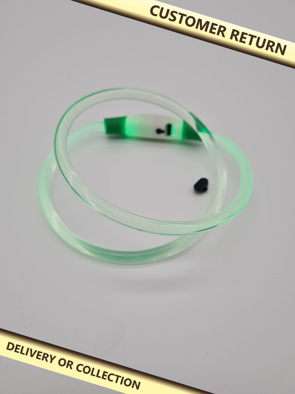 Rechargeable LED pet collar — photograph 1 — Customer return; auction delivery information shown on image