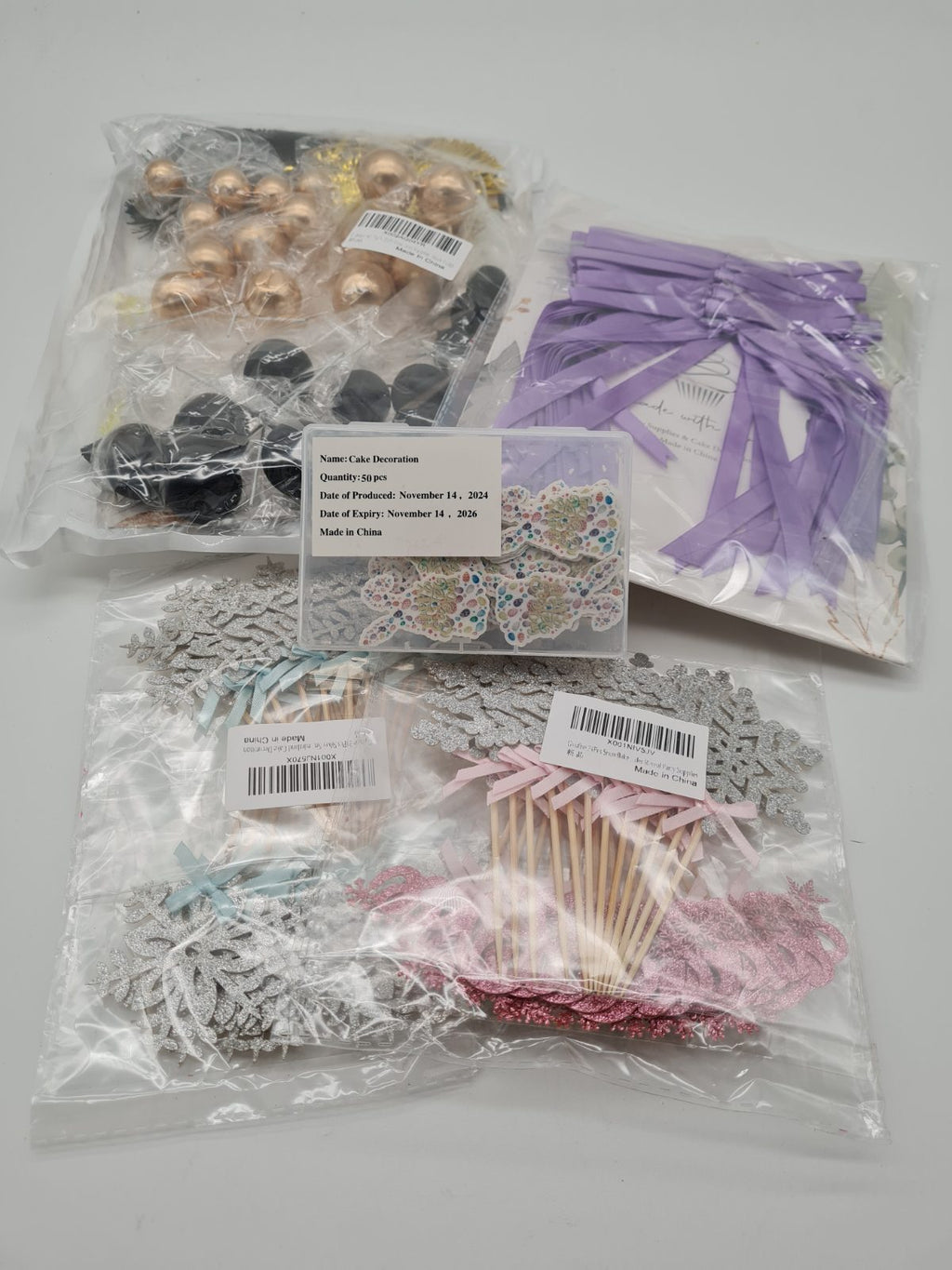 5 pack of party items — photograph 1