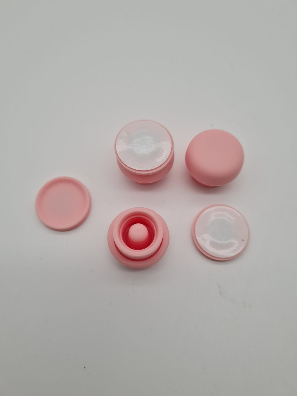 2 silicone strap brush and 2 pack magnetic straw caps — photograph 2