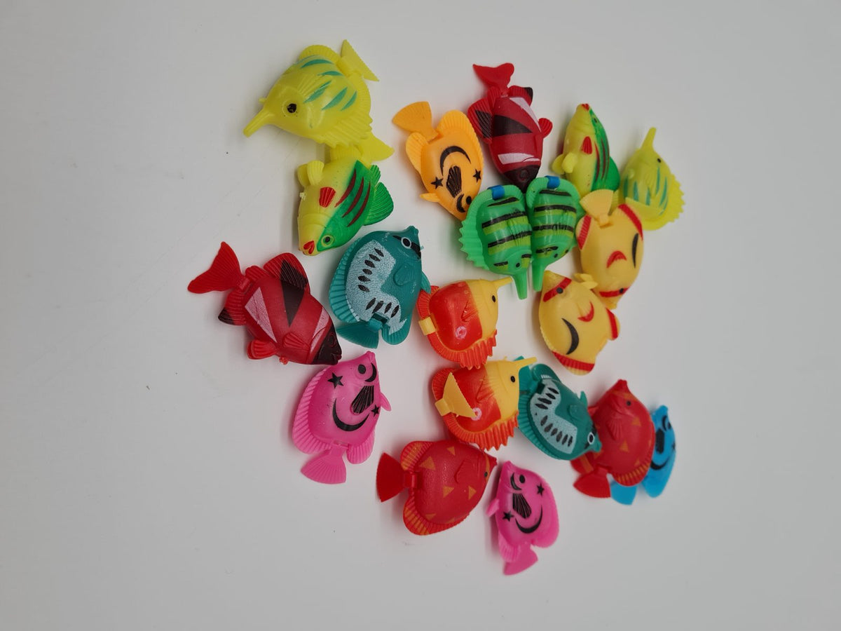 Artificial Floating Fish Aquarium Decorations – Set of 20 — photograph 2