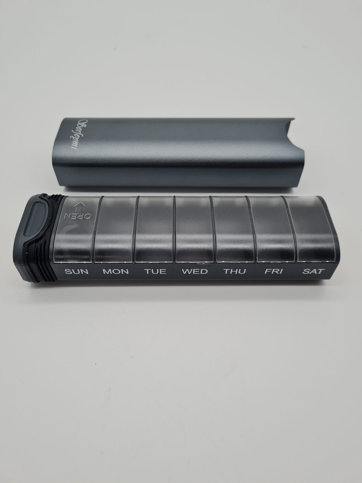 Serfeymi 7-Day Pill Organiser — photograph 1