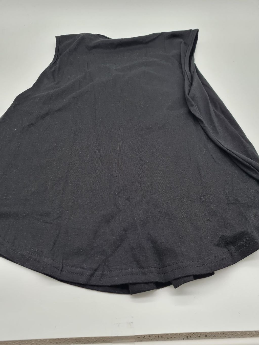Sleeveless pleated-front top size XL — photograph 2