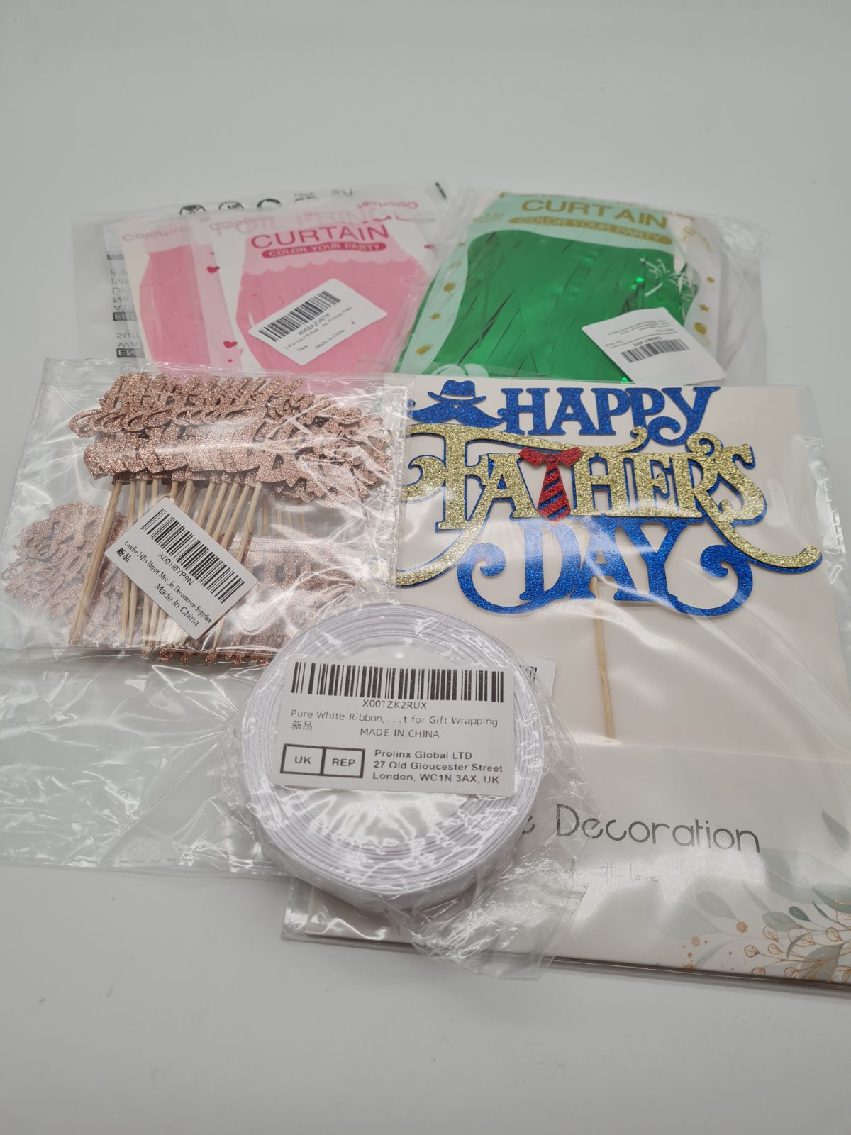 Bundle pack of party products — photograph 1