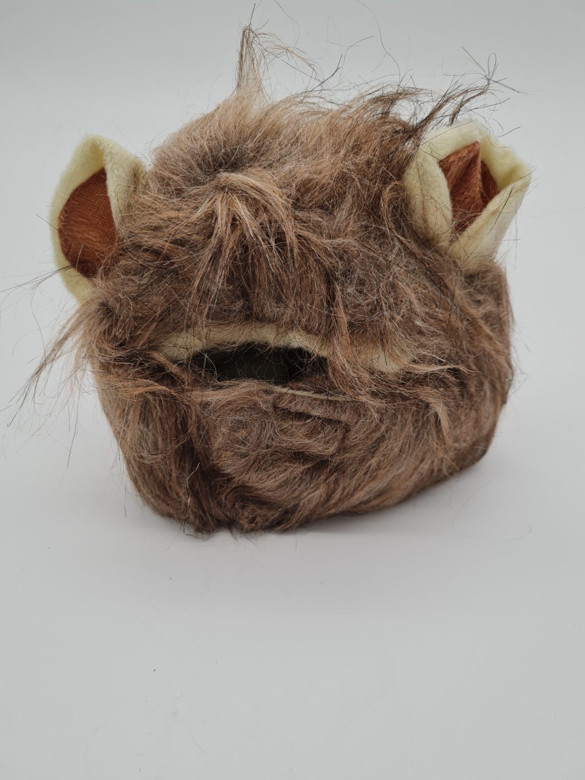 Pet Lion Mane Costume Headpiece — photograph 2