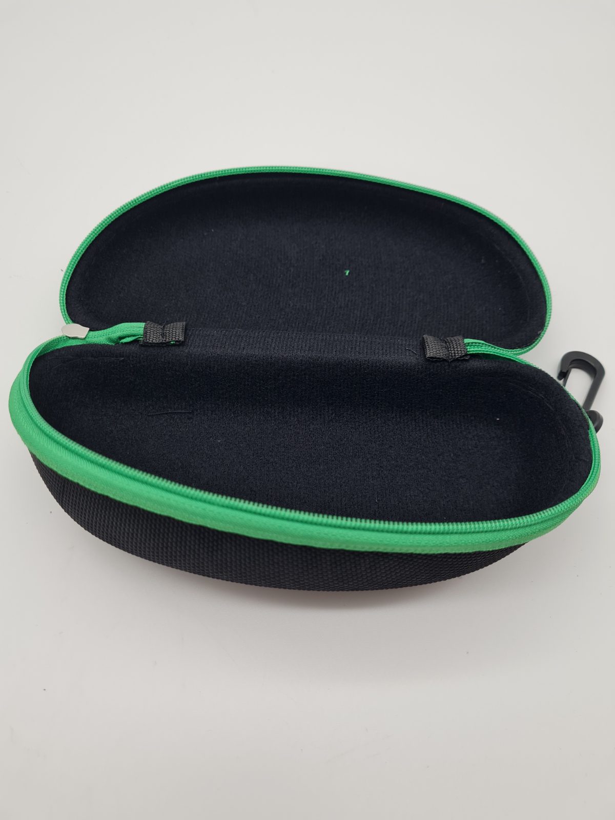 Set of 3 Zip-Up Protective Glasses Cases — photograph 2