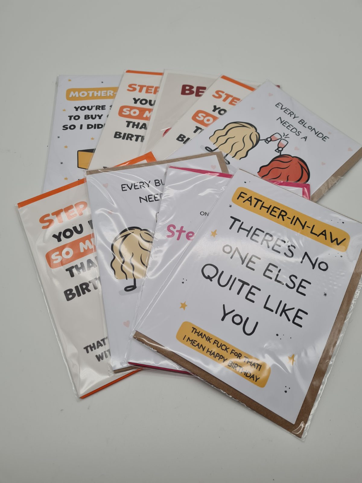 Pack of 9 different greeting cards — photograph 1