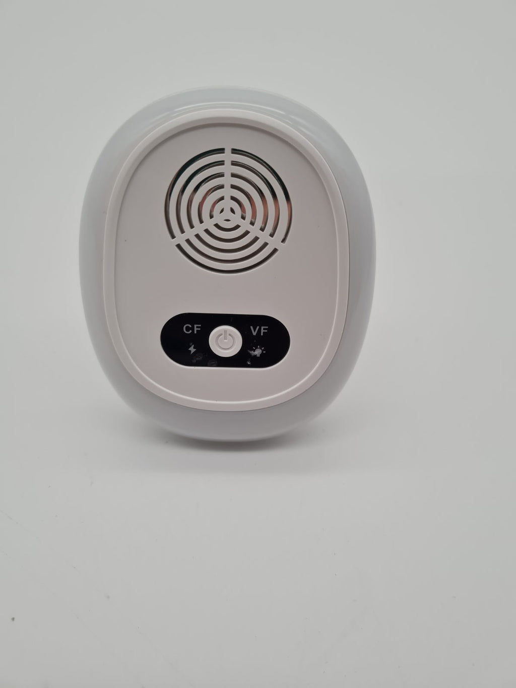 Plug-In Ultrasonic Pest Repeller 4 pack — photograph 1