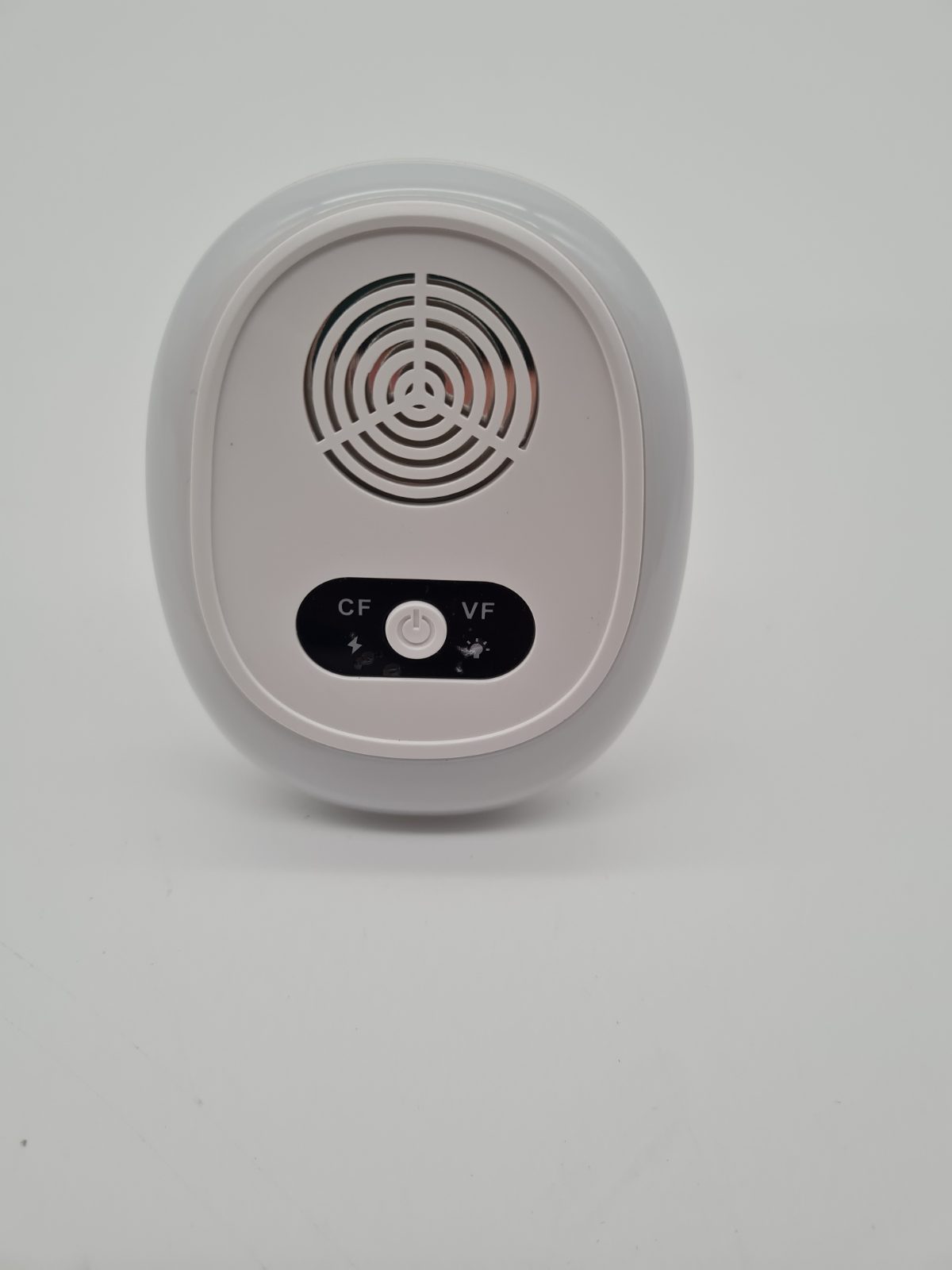 Plug-In Ultrasonic Pest Repeller 4 pack — photograph 1