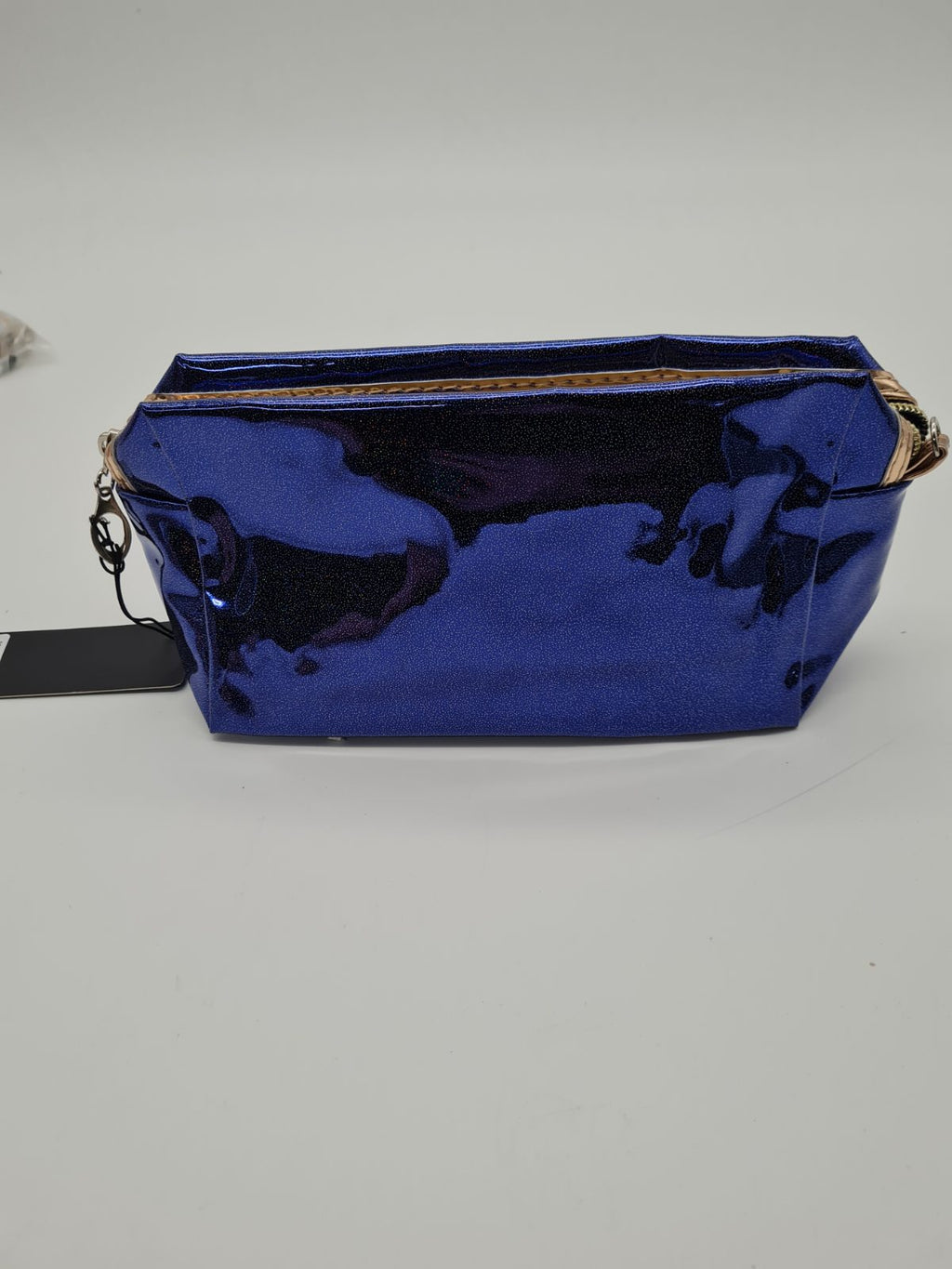 3 pack of metallic-effect make up bags — photograph 3