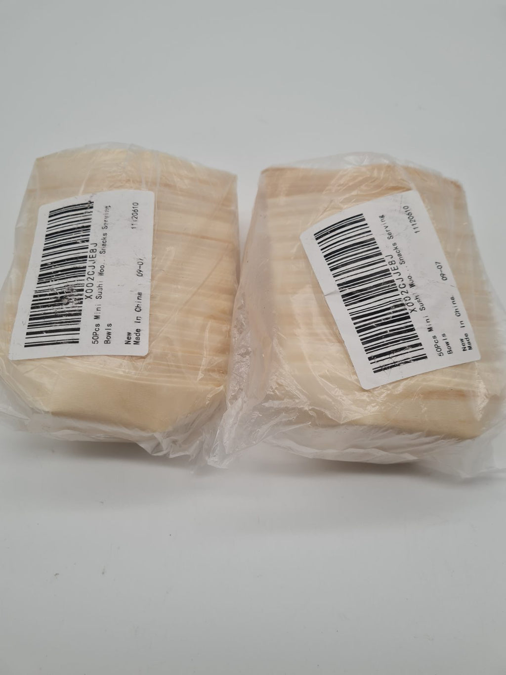 Mini Wooden Sushi Serving Bowls 2 pack — photograph 3
