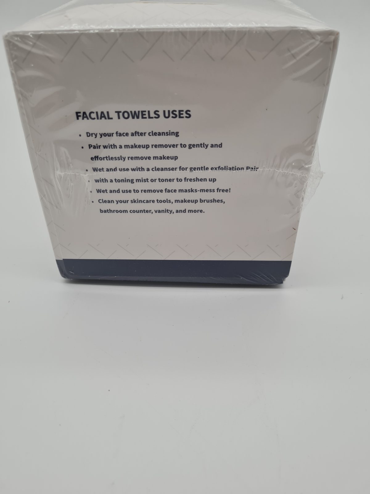 Extra-Large Facial Towels XL, 50 Count — photograph 2