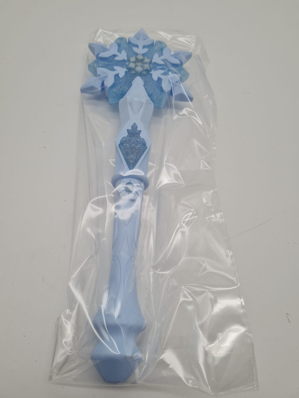Snowflake Light-Up Toy Wand MF40 — photograph 1